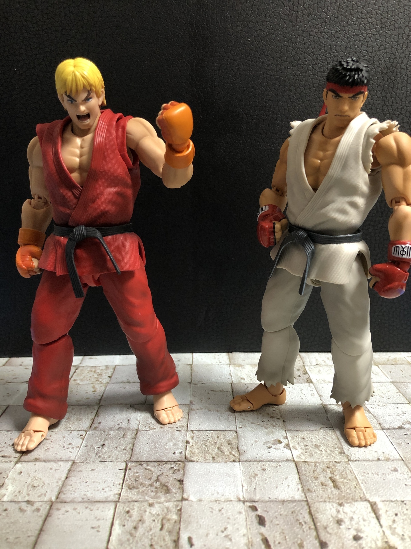 超人たちの戦いを懐かしむ 小さな世界からのお便り